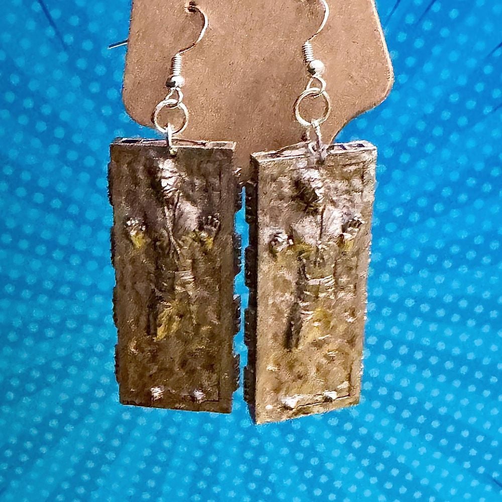 Carbonite Han Solo Dangle Earrings | Star Wars Jewelry | Sci...